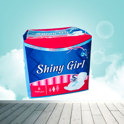 Un buen precio. Mujeres con toallas gruesas para la menstruación Mujeres con toallas sanitarias en línea